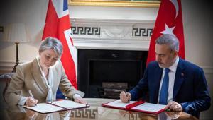 Türkiye ve İngiltere arasında Stratejik Ortaklık Çerçeve Belgesi imzalandı