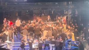 Trabzon’da boks maçı karıştı Salon savaş alanına döndü: Tek bir hareketle başladı