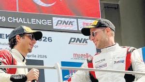 Baba oğul asfaltı ağlatıyor