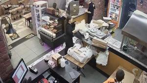 Otelde şaşkına çeviren olay 25 restorandan aynı kişiye peş peşe sipariş: Sinirden oturup pideleri yedim