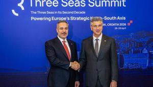 Dışişleri Bakanı Hakan Fidan, Üç Deniz Girişimi 11. Zirvesine katıldı