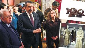 Gelin hazineleri ST. Petersburg’da sergileniyor Emine Erdoğan: Anadolu’nun hafızası