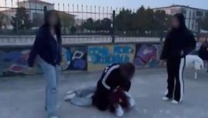 Samsunda akran zorbalığı: Darbedip kameraya çektiler