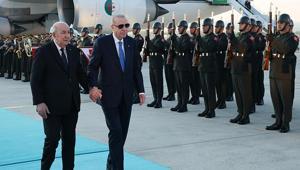 Cumhurbaşkanı Erdoğan, Cezayir Cumhurbaşkanı Tebbunu resmi törenle karşıladı