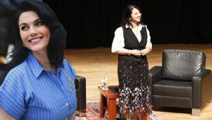 Ünlü oyuncu Açelya Akkoyun: Mesleğinize çok romantizm katmayın, iktisat öğrenin