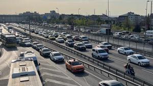 İstanbulda iş çıkışı trafik yoğunluğu yüzde 78lere çıktı