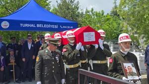 Ailesi istedi, şehit cenazesi 14 yıl sonra İstanbula taşındı