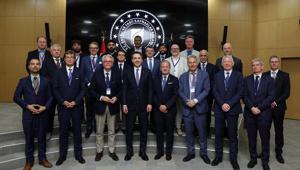 Bakan Bayraktar, Türkiyenin enerji vizyonunu Belçikalı şirket temsilcileriyle paylaştı