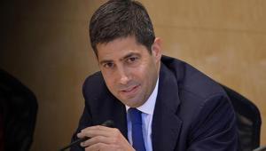Fed’de Powell dönemi bitiyor Kevin Warsh ABD Senatosundan onayı aldı