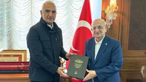 Bakan Ersoydan İsmail Kahramana ziyaret