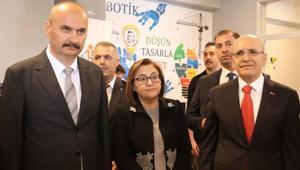 Hazine ve Maliye Bakanı Şimşek: Teknoloji bizim için kritik bir alan