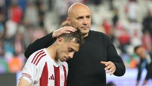 Antalyaspor teknik direktörü Sami Uğurlu çok üzgün Trajedi dolu bir gece