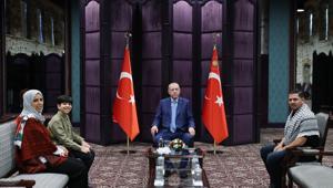 Cumhurbaşkanı Erdoğan, Gazze’nin küçük tanığı Ramazan Ebu Cezeri kabul etti