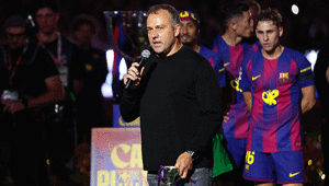Barcelona Hansi Flickin sözleşmesini uzattı