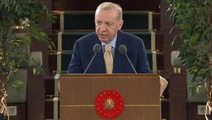 Beştepede gençler ve sporcularla bir araya gelen Cumhurbaşkanı Erdoğandan önemli açıklamalar