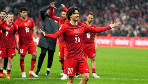 Brightonda Ferdi Kadıoğlu fırtınası Sezonun oyuncusu seçildi