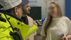 Kadın sürücü ekipleri çıldırttı: Alo kanka acil durum, acil durum