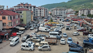 Bayram göçü başladı Marmaris’e 40 bin araç girdi: Cide’de nüfus 10 katına çıktı