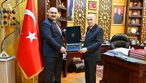 Devlet Bahçeli, Kerkük Valisi Muhammed Seman Ağayı kabul etti
