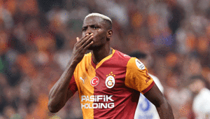 Efsane isimden Galatasarayın yıldızı Osimhen sözleri: Manchester Uniteda gelirse mutlu olurum