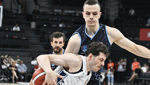 Anadolu Efes evinde hata yapmadı Seride öne geçti