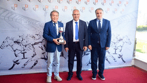 At Yarışı Yazarları Derneği Koşusunu Mister Proteo kazandı