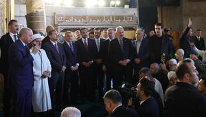 Cumhurbaşkanı Erdoğan cuma namazını Ayasofya Camiinde kıldı