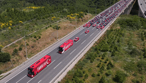 Dünyada gündem A Milli Takımın ABDye uğurlanması Dev konvoy