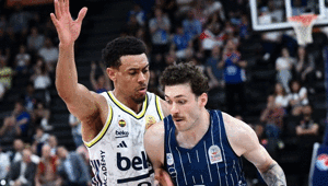 Fenerbahçe, Anadolu Efesi mağlup etti ve adını finale yazdırdı