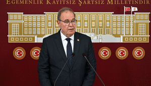 CHPli Öztraktan Özgür Özele tepki: İbretle izliyorum