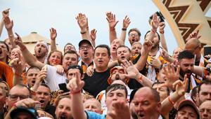 Premier Lige yükselen Hull Cityden Antalyada şampiyonluk kutlaması