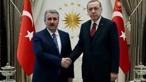 Cumhurbaşkanı Erdoğan Mustafa Destici’yi tebrik etti