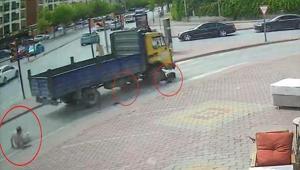 Konyada dehşet anları Kamyonetin altında kaldılar: 3ü çocuk 4 yaralı
