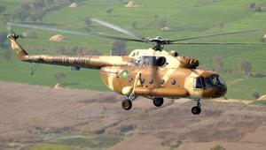 Pakistanda askeri helikopter kalkış sırasında düştü