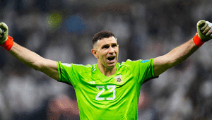 Emiliano Martinez için İtalyan devi devrede Anlaşma yakın