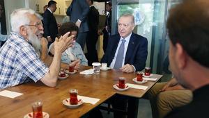 Cumhurbaşkanı Erdoğan Beyoğlunda vatandaşlarla buluştu