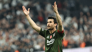 Beşiktaşta Necip Uysal için jübile kararı