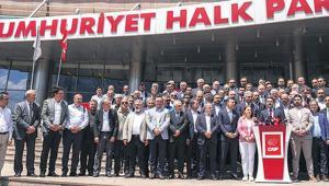 Özgür Özel cephesinden kritik hamle: Kurultay için imzalar sunuldu