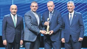 Cumhurbaşkanı Erdoğan, İhracat Şampiyonları Ödül Töreni’nde konuştu: ‘1 yıldaki ihracatı 1 haftada yapıyoruz’