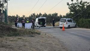 Yardım etmek isterken canından oldu Kaza yapan sürücüye yardıma giden genç elektrik akımına kapıldı