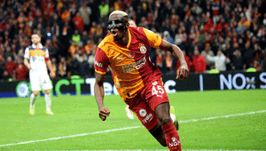 Galatasarayda Osimhenden Okan Buruka telefon