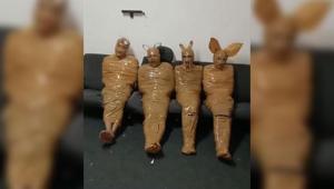 Mahalleliden sıra dışı tuzak Yakalanan hırsızları koli bandıyla Teletabilere benzettiler