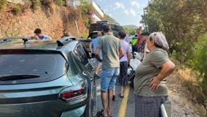 Fethiyede zincirleme kazada acı son Ağabeyinin kullandığı otomobilden savrulan genç yaşamını yitirdi