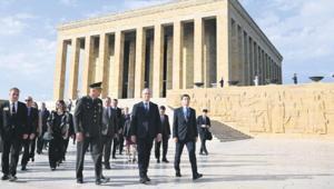 NATO nezdindeki Daimi Temsilciler heyetinden Anıtkabir’e ziyaret