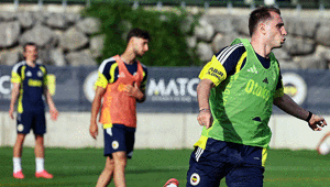 Fenerbahçe günü çift antrenman ile kapattı