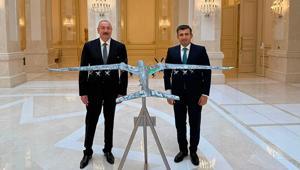 Aliyev, Baykar Yönetim Kurulu Başkanı Bayraktarı kabul etti