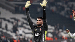 Beşiktaştan ayrılan Ersin Destanoğlu imzayı attı İşte yeni takımı