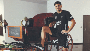 Beşiktaşın genç yıldızı Mustafa Hekimoğlu Milliyete konuştu Semih gibi bir yıl kiralık gidebilirim