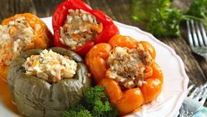Bayat ekmekleri süte batırıp ekleyin, Fransız usulü dolma elde edin Kolay ve lezzetli tarif
