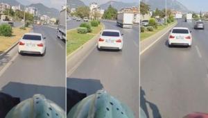 İtfaiyeye yol vermeyen sürücü kamerada Siren seslerine rağmen sol şeridi kapattı